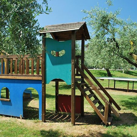 Villenpark Sanghen Манерба-дель-Гарда Экстерьер фото